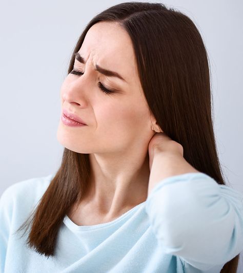 Shutterstock Neck Pain Remedies, Forward Head Posture Exercises, Teeth Remedies, Neck And Shoulder Muscles, Top 10 Home Remedies, Forward Head Posture, Holistic Skin Care, Natural Headache Remedies, Endocannabinoid System