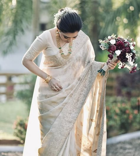 Kerala Bridal Saree, Christian Wedding Saree, Indian Wedding Dress Modern, Christian Bridal Saree, Wedding Day Dresses, Christian Bride, Indian Bridesmaid Dresses, Indian Bridal Sarees, Hand Embroidery Dress