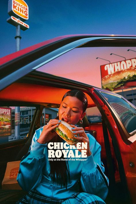 Chicken Royale, Golden Chicken, Chicken Fillet, Food Videography, King Photography, Chicken Burger, Ad Of The World, Burger Restaurant, Food Advertising