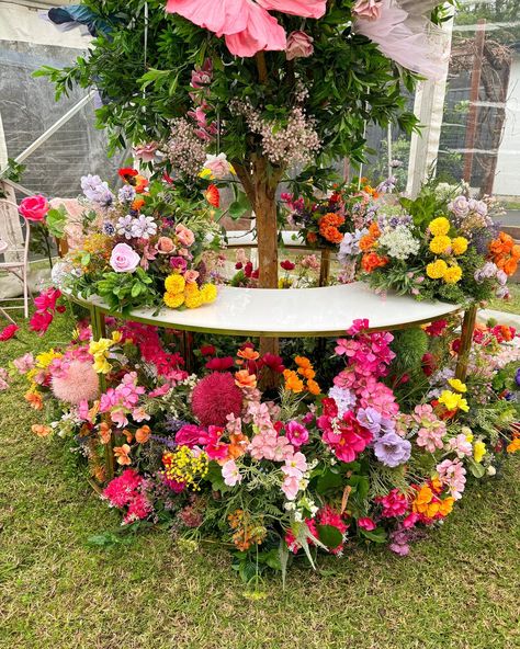 A magical 360° dessert table surrounded by florals, creating a dreamy enchanted garden for Kaldiye’s baby shower. Styling, decor, flowers and set up by @museweddingsandevents @kaldiyezreika Floral Dessert Table, Shower Styling, Floral Dessert, Enchanted Wedding, Decor Flowers, Enchanted Garden, Baby Birthday, Dessert Table, Enchanted