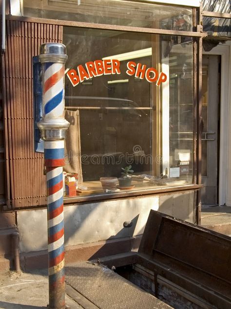 Old Fashion Barber Shop, Shop Interior Design Clothes, Barber Shop Vintage, Barber Shop Pole, Barber Shop Sign, Barber Shop Interior, Old West Town, Online Vintage Stores, Barber Pole