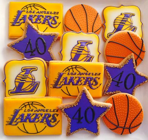 LA Lakers Inspired Cookies       By Compassionate Cake! Kobe Bryant Themed Birthday Party, Lakers Cookies, Lakers Party, Nba Party, Cake Basketball, Basketball Snacks, Basketball Themed Birthday Party, Basketball Theme Birthday, Basketball Cookies