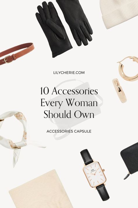 Accessories Capsule, Capsule Wardrobe Jewelry, Autumn Capsule Wardrobe, Chanel Bag Classic, French Style Clothing, Chic Capsule Wardrobe, Wardrobe Checklist, Minimalist Fashion Summer, Everyday Bag Essentials