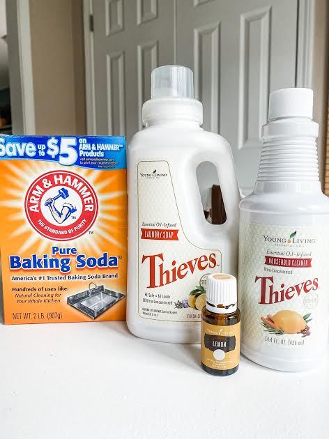 Learn to make your Thieves detergent last longer and boost smell and stain fighting! #thieves #thieveshouseholdcleaner #thieveslaundrydetergent #thieveslaundrysoap #diycleaning #detergent #nontoxicdetergent #toxicfreehome #toxicfreedetergent  #toxicfreecleaning #toxicfreeliving Thieves Laundry Detergent Recipe, Thieves Laundry Detergent Hack, Thieves Laundry Soap Hack, Young Living Laundry Detergent, Thieves Laundry Detergent, Thieves Laundry Soap, Thieves Cleaning, Homemade Laundry Detergent Liquid, Organic Laundry Detergent