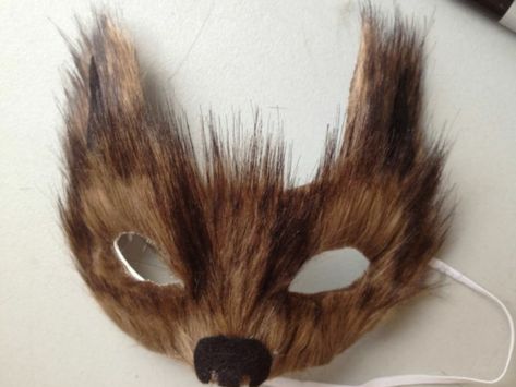 Diy Wolf Mask, Wolf Mask Diy, Diy Wolf Costume, Family Costumes For Halloween, Big Bad Wolf Costume, Wolf Ears And Tail, Mask For Halloween, Wolf Costume, Hallowen Ideas