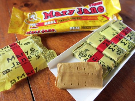 mary janes candy Mary Jane Candy, Candy Houses, Taffy Recipe, Bad Candy, Necco Wafers, Peanut Butter Kiss, Recipes With Ingredients, Potato Candy, Maple Candy