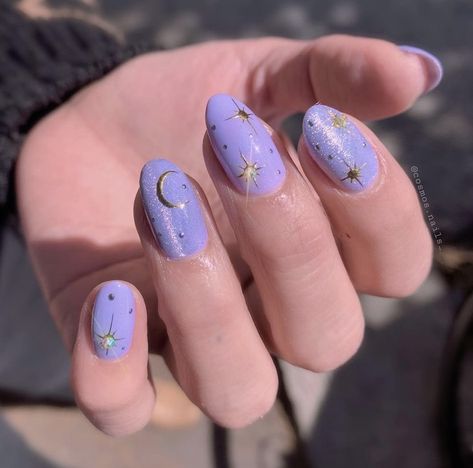 Nail Art Ideas For Short Nails Classy, Moon Designs On Nails, Nail Inspo Moon And Stars, Moon Art Nails, Nail Art Designs Moon, Astro Nail Art, Lavender Star Nails, Saturn Nail Art, Star Theme Nails