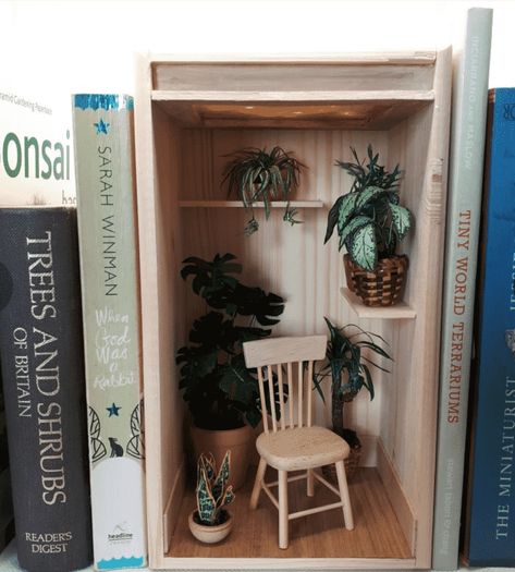 Tiny Book Nook, Book Nook Room, Bookshelf Nook, Miniature Book Nook, Miniature Bookshelf, Antique Living Room, Mini Bookshelf, Room Box Miniatures, Bookshelf Art