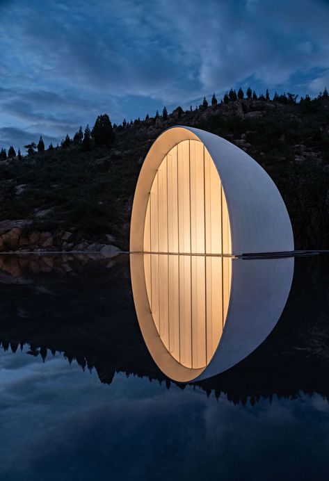 Reflective Pool, Chief Architect, Architectural Pieces, White Building, Moon Pictures, Concept Architecture, Amazing Architecture, Picture Gallery, Modern Architecture