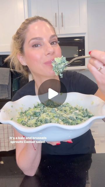 HERE! 👇🏻   Erewhons Kale & Brussels sprout Ceasar salad! My husband really doesn’t like kale and LOVED THIS!!   Will u be trying ... | Instagram Kale Caesar Salad Recipes, Salad Kale, Kale Caesar Salad, Fit Foods, Keto Salad, Caesar Salad Recipe, Brussels Sprout, Lemon Salt, Kale Salad