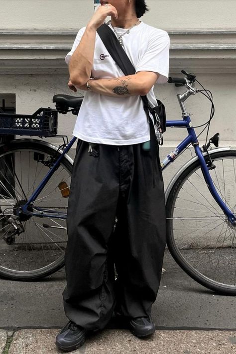 Nylon Pants Outfit Men, Nylon Pants Outfit, Hiking Pants Outfit, Activewear Photoshoot, Cargo Outfit, Streetwear Outfit Ideas, Masc Outfits, Male Outfits, Pants Outfit Men