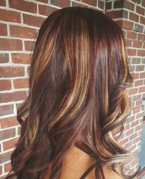 Give your brunette hair color golden tones with painted balayage. Work by Anazao Salon stylist Samantha. Aveda color formula in comments. Hair Color Golden, Haircuts Balayage, Painted Balayage, Carmel Hair Color, Hair Caramel, Balayage Hair Caramel, Rambut Brunette, Brunette Balayage, November Nails