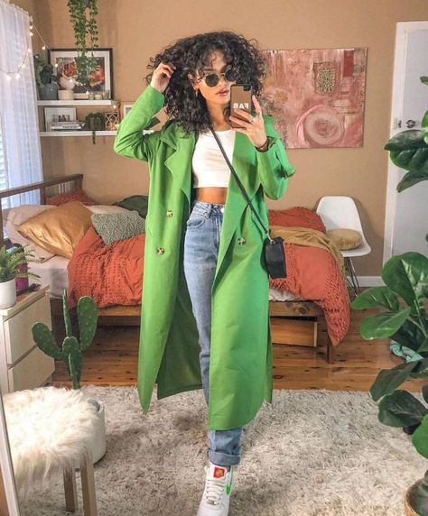 Lesbian Fashion, Dopamine Dressing, Curly Bangs, Oufits Casual, The 80's, Curly Girl, Mode Inspiration, My Favourite, Everyday Outfits