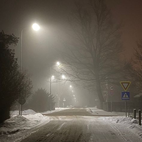 dark winter grunge eastern europe street aesthetic Russia Grunge Aesthetic, Dark Eastern Europe Aesthetic, Indie Winter Aesthetic, Alt Winter Aesthetic, Gloomy Street Aesthetic, Winter In Eastern Europe, European Grunge Aesthetic, Eastern Europe Winter Aesthetic, Snow Grunge Aesthetic