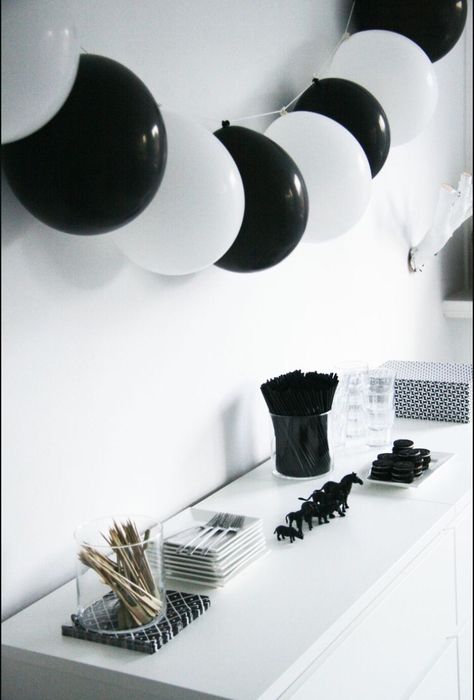 Monochrome Party Black And White Party Decorations, Monochrome Party, Black And White Balloons, Panda Birthday Party, White Party Decorations, Black White Parties, Panda Birthday, Panda Party, Black And White Theme