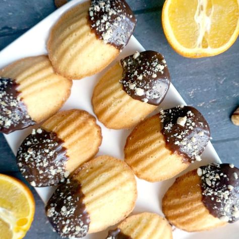 Orange Madeleines, Madeline Cookies Recipe, Madeline Cookies, Madeleine Recipe, Orange Extract, Delicious Christmas Desserts, Madeleine Cookie, Christmas Activity, Fancy Desserts