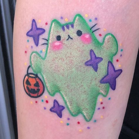 Creepy Kawaii Tattoo Ideas, Cute Jackolantern Tattoo, Kawaii Halloween Tattoo, Pastel Goth Tattoo Ideas, Halloween Tattoo Ideas Simple, Candy Corn Tattoo, Pusheen Tattoo, 333 Tattoos, Kawaii Halloween Stickers