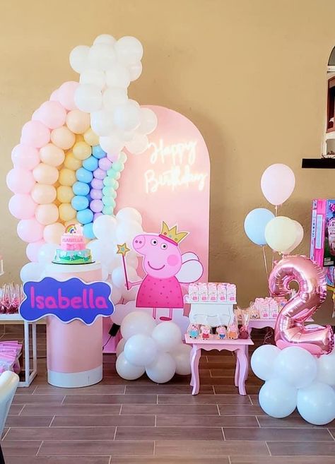 Peppa Pig Birthday Party Decorations Diy, Peppa Pig Birthday Decorations, Peppa Pig Balloons, Peppa Pig Party Decorations, Peppa Pig Birthday Party Decorations, Peppa Pig Decorations, Pastel Birthday, Peppa Pig Birthday Party