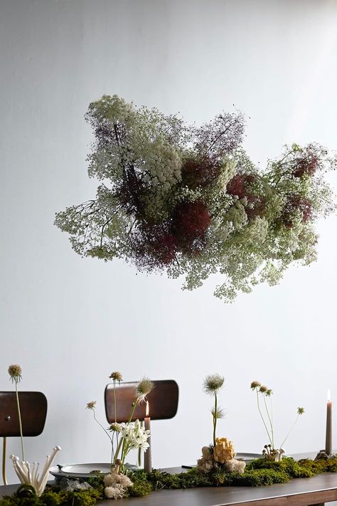 Moss Flowers, Wild Flower Tablescape, Moss Arrangements, Moss And Flowers, Wedding Moss Centerpieces, Ceiling Floral Installation, Moss Tablescape Wedding, Moss On Wedding Table, Spanish Moss Flower Arrangement