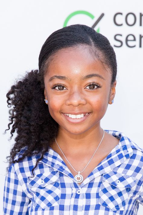 Side Pony | Few celebs consistently deliver natural hairstyles as effortlessly as Skai Jackson. Skai Jackson Hairstyles, Ski Jackson, Natural Hair Bob, Side Pony, Skai Jackson, Bob Haircut With Bangs, Girls Natural Hairstyles, Long Bob Haircuts