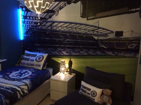 Football Wallpaper Soccer, Football Theme Bedroom, Chelsea Bedroom, Football Themed Room, Soccer Themed Bedroom, Wallpaper Soccer, Chelsea Fc Stamford Bridge, Soccer Wallpaper, Football Bedroom