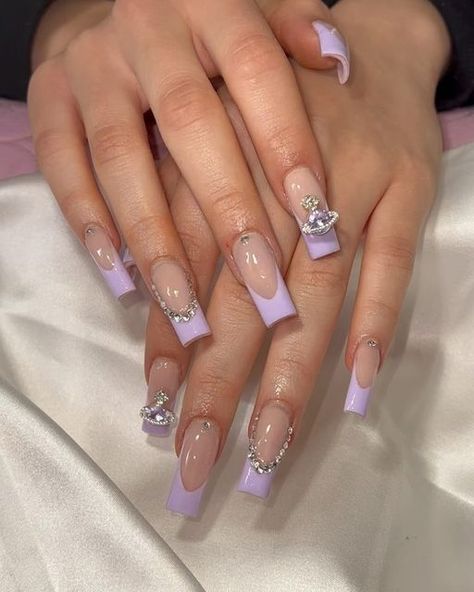 Nails Acrylic Purple Lavender, Purple Nails With Gems, Lavender Nails With Design, Lavender French Tip Nails, Purple Nails Inspiration, Lavender Acrylic Nails, Purple French Tip Nails, Acrylic Nails Purple, Nails With Gems