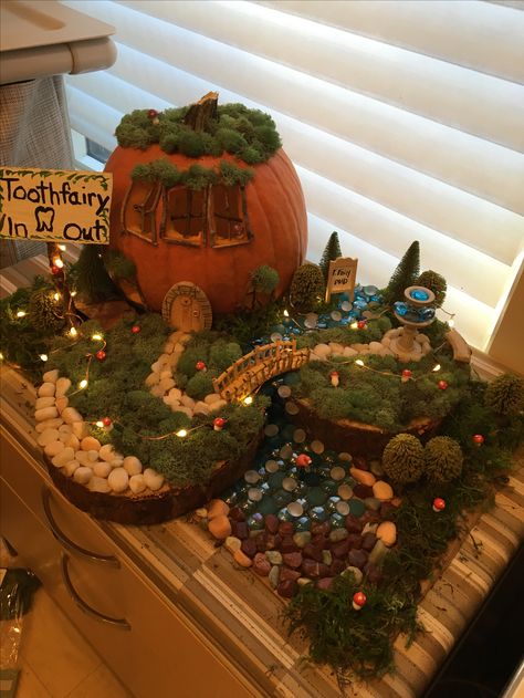 Fairy Pumpkin Decorating, Fairy House Pumpkin Painting, Hobbit House Pumpkin, Fairy Door Pumpkin, Diy Pumpkin Fairy House, Pumpkin Fairy House Diy, Pumpkin Competition Ideas, Fairy House Pumpkin, Pumpkin Houses Fairy