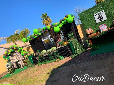 Call Of Duty Themed Birthday Party, Call Of Duty Birthday Theme, Call Of Duty Birthday Party Decorations, Call Of Duty Birthday Party Ideas, Nerf Party Games, Call Of Duty Birthday Party, Army Party Decorations, Kindergarten Graduation Cake, Balloon Photoshoot