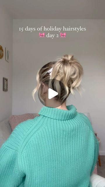 Alyssa Thrash on Instagram: "My favorite messy bun but make it ✨festive✨

Holiday hairstyles | hairstyle inspo | easy hairstyles | hair tutorial | fine hairstyles | hair hack | slicked back bun" Slick Back Messy Bun, Slick Back Hairstyles, Slicked Back Bun, Fine Hairstyles, Hair Hack, Hairstyle Inspo, Slick Back, Holiday Hairstyles, Festive Holiday