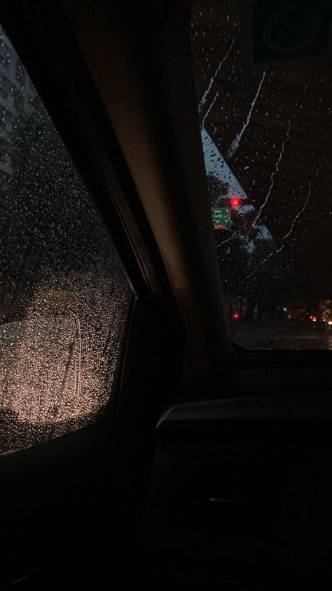 Night Rain Car Snap, Hearts Astethic, Converse Aesthetic, Short Instagram Quotes, Aesthetic Types, Light Academia Aesthetic, I Love Rain, Night Rain, Apple Logo Wallpaper