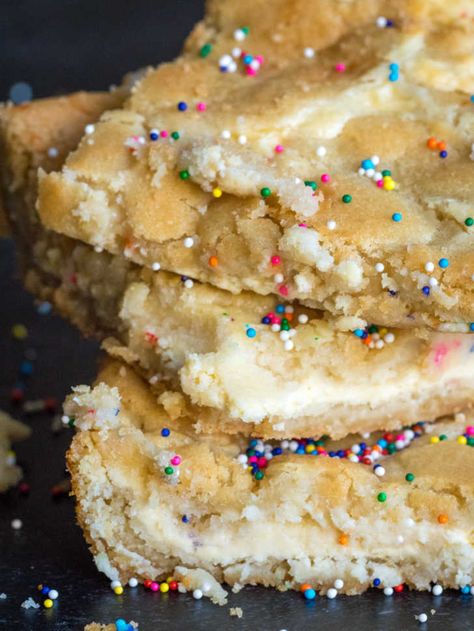 5-Ingredient Sugar Cookie Cheesecake Bars – 12 Tomatoes 5 Ingredient Cheesecake, Sugar Cookie Cheesecake Bars, Sugar Cookie Fudge, Cookies No Flour, Cookie Cheesecake Bars, Sugar Cookie Christmas, Cookie Fudge, Sugar Cookie Cheesecake, Cookie Cheesecake