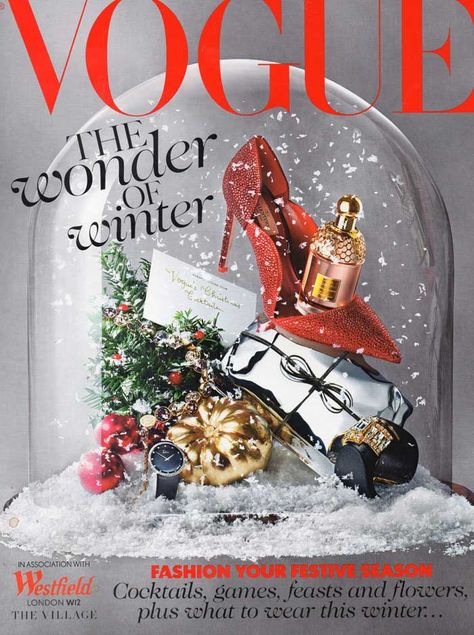 Vogue Christmas cover Christmas Vogue, Magazines Fashion, Easy Homemade Christmas Gifts, Christmas Adverts, California Christmas, Christmas Campaign, Christmas Collage, Holiday Campaign, Christmas Cover