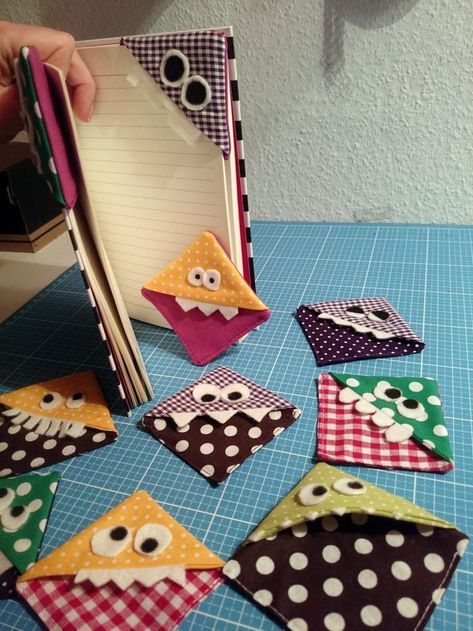 Monster Bookmark, Penanda Buku, Costura Diy, Small Sewing Projects, Patchwork Quilting, Diy Couture, Sewing Projects For Beginners, Easy Sewing Projects, Sewing Gifts