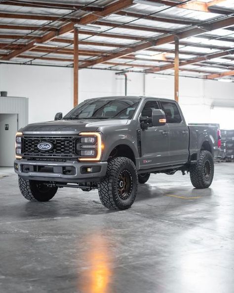 Daily Driver Cars, Tundra Overland, F 250 Super Duty, Ford F250 Diesel, Lifted Ford Truck, Ford F450 Super Duty, Ford Super Duty Trucks, Truck Ford, Ford F150 Xlt