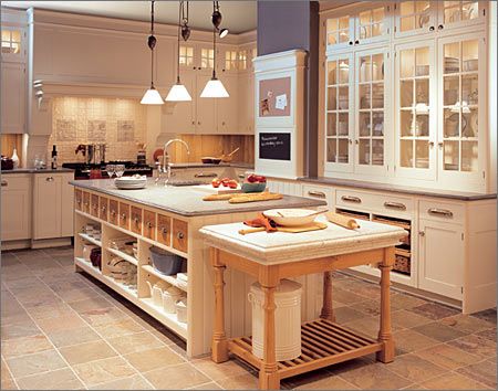 baker's kitchen Bakers Kitchen, Beach Kitchen, Bakery Kitchen, Home Bakery, Bespoke Kitchens, Luxury Kitchens, Kitchen Collection, Kitchen Remodel Idea, Kitchen Pantry