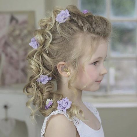 Easy Hairstyles For Kids, Gorgeous Hairstyles, Updo Styles, Girl Haircuts, Back To School Hairstyles, Braided Updo, Stylish Hair