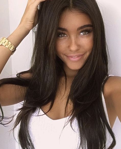 Madison Beer Hair, Rambut Brunette, Brown Hair Inspo, Long Dark Hair, Tan Skin, Madison Beer, Dream Hair, Brunette Hair, Layered Hair