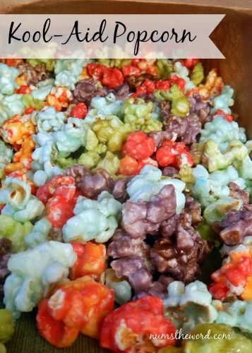 Kool Aid Popcorn, Kool Aid Flavors, Colored Popcorn, Recipe Lunch, Karo Syrup, Popcorn Treats, Popcorn Recipe, Candy Popcorn, Flavored Popcorn