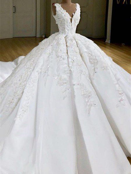 Sleeveless Wedding Dresses, Delicate Wedding Dress, Train Applique, Wedding Dresses Lace Ballgown, Princess Bridal Gown, Wedding Dresses Princess Ballgown, Lace Ball Gowns, Princess Ball Gowns, Applique Wedding Dress