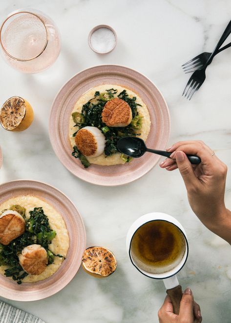 brown butter scallops with kale + shishito peppers with polenta inspired by @subzerowolf Brown Butter Scallops, Butter Scallops, Polenta Recipe, Sautéed Kale, Kielbasa Recipes, Polenta Recipes, Sauteed Kale, Dinner Recipes Easy Quick, Cozy Meals