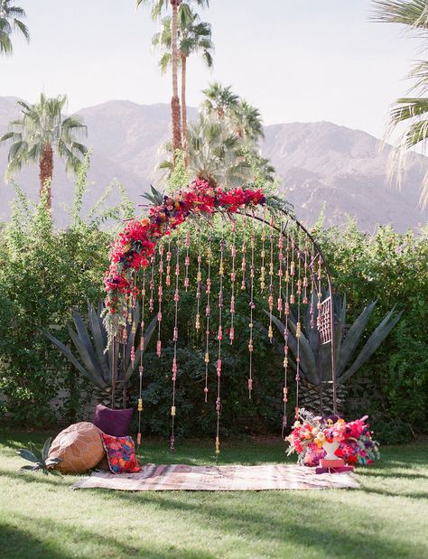 hanging bead backdrop Wedding Backdrop Lights, Bohemian Wedding Decorations, Light Backdrop, Wedding Stage Decorations, Artistic Wedding, Ceremony Backdrop, Stage Decorations, Wedding Background, Wedding Stage