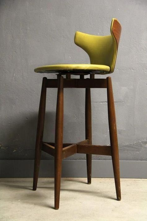 Mid Century Stools, Mid Century Bar Stools, Mid Century Modern Bar, Cool Bar Stools, Kursi Bar, Vintage Bar Stools, Designer Bar Stools, Mid Century Bar, Swivel Bar Stool