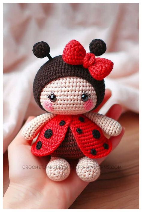 Amigurumi Ladybug Crochet Free Pattern Crochet Ladybug Pattern Free Amigurumi, Crochet Ladybug Pattern Free, Arigumi Crochet Amigurumi, Crochet Amigurumi Free Pattern, Ladybug Crochet, Lidia Crochet Tricot, Crochet Ladybug, Crochet Keychains, Crochet Toys Free Patterns