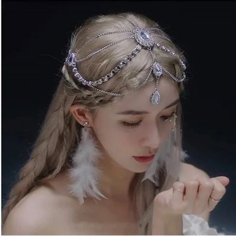 Just found this amazing item on AliExpress. Check it out! C$4.79  25％ Off | New Water Drop-shaped Rhinestone Pendant Metal Chain Forehead Fashion Gold Silver Color Rhinestone Headdress Hair Accessories Handmade Hairpin, Hair Chains, Bridal Wedding Earrings, Bride Headpiece, Crystal Headpiece, Head Chain, Exotic Fashion, Bride Hair Accessories, Crystal Headband