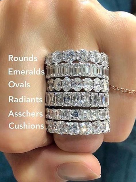 Lab Grown Diamond Ring Round Emerald, Ovals Radiant Ascher's Cushions Ring or Band for Women's Wedding Rings Gold, Diamond Ring Round, Wedding Rings Emerald Cut, Engagement And Wedding Rings, Jewelry Real, Diamond Rings Design, Gold Ring Designs, Dream Engagement Rings, Eternity Band Ring