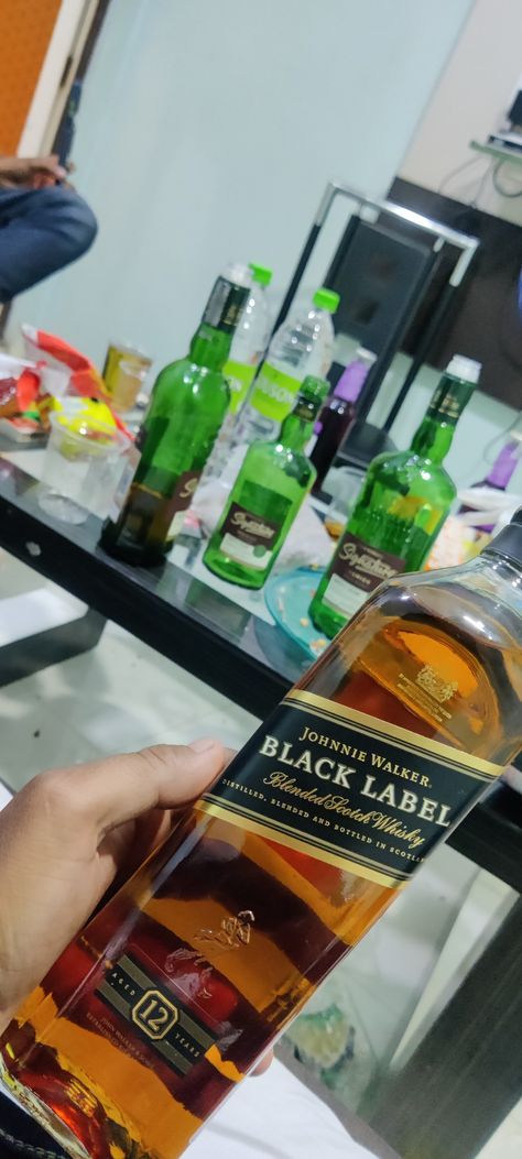 Fake Whiskey Snap, Alcohol Party Snapchat Story, Daru Bottle Snapchat Story, Daaru Party Pic Indian, Blue Label Snapchat Story, Drinking Snapchat Story, Daru Party Snapchat Story, Daaru Party Snapchat, Whisky Snapchat Story