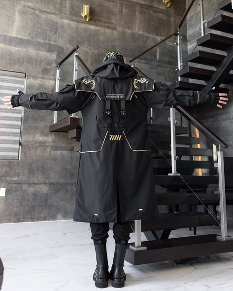 King’s Coat Comes with great responsibilities . . . #fabricoftheuniverse #techwear #streetwear #cyberpunk #futureculture #fyp #fypシ Fabric Of The Universe, Cyberpunk Streetwear, Techwear Streetwear, Cyberpunk Fashion, Long Trench, Standing Collar, Pure Black, Long Trench Coat, Layered Design