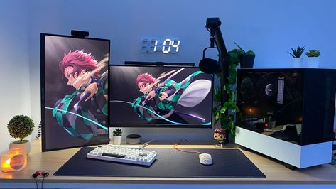 Twitch Streaming Setup Aesthetic, Genshin Pc Setup, Pc Gaming Setup Anime, Video Game Streaming Setup, Black Streaming Setup, Pc Games Setup, Dual Monitor Setup, Home Office Set Up, Best Gaming Setup