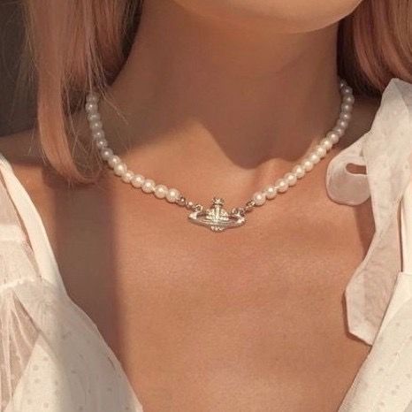 Vivienne Westwood Pearl Necklace, Pearl Jewelery, Westwood Necklace, Saturn Necklace, Vivienne Westwood Jewellery, Planet Necklace, Preppy Jewelry, Girly Accessories, Classy Jewelry