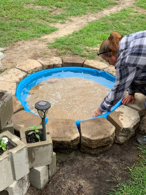 Catfish Pond Backyard, Diy Fish Hideout, Cat Pond, Outside Fountains, Catfish Pond, Plastic Pond, Above Ground Pond, Small Fish Pond, Small Backyard Ponds